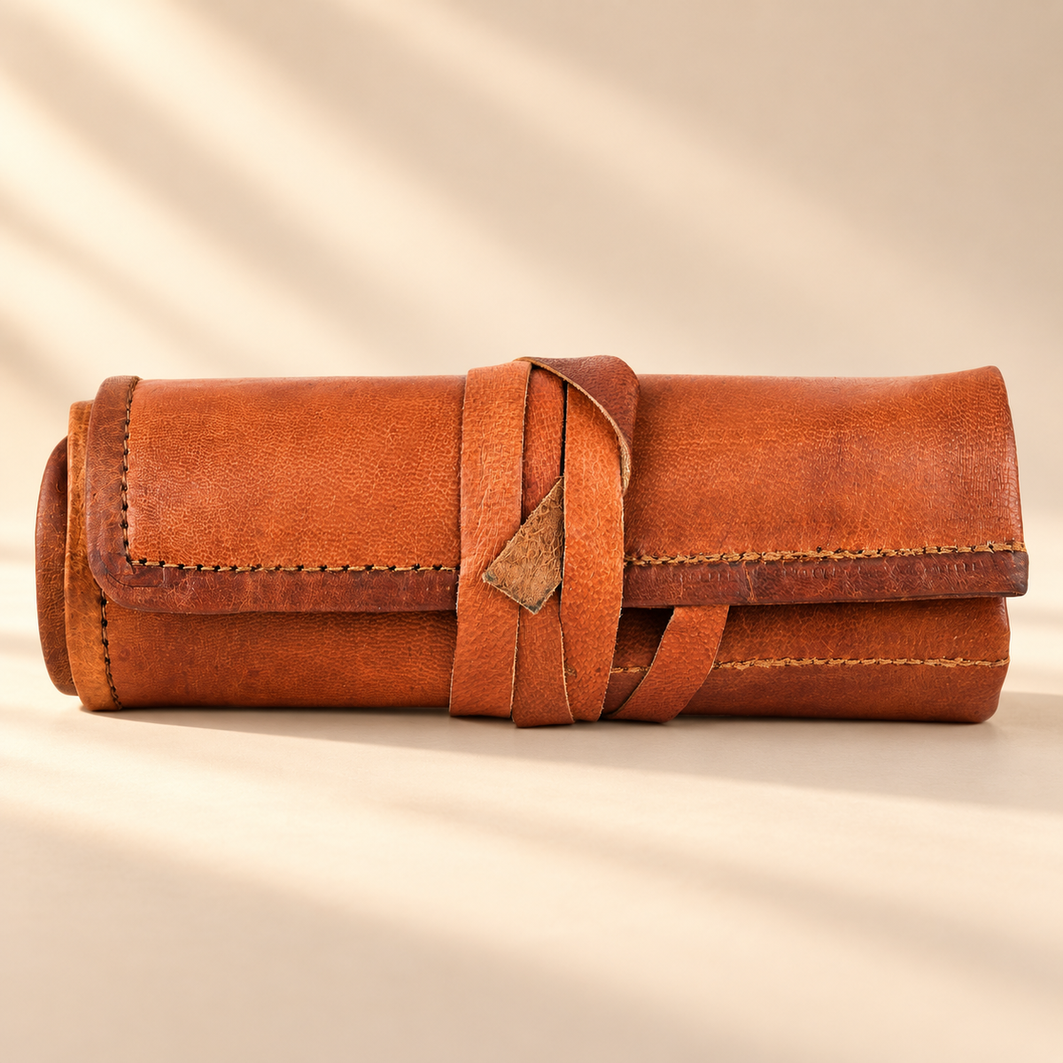 Full-Grain Leather Roll-Up Pencil Case with Tie Closure | EL VEENU
