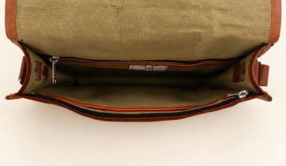 Cassette 11 | Full-Grain Leather Crossbody Bag | EL VEENU